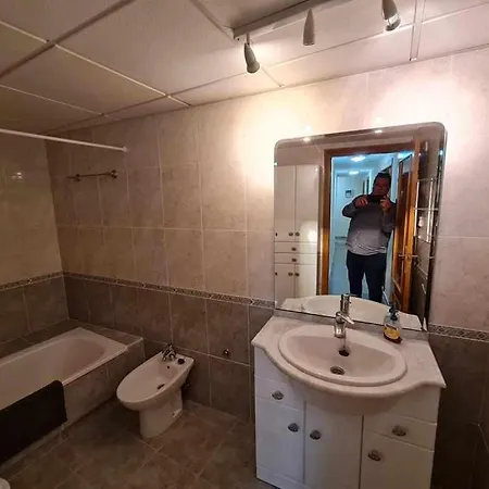 V45 Apartamento En 1º Linea De 3 *